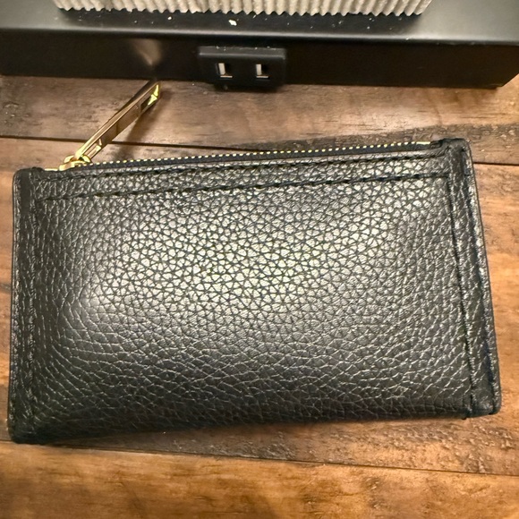 (USED-LIKE NEW) Marc Jacobs Black Leather Wallet, bought in 2025 - Picture 8 of 8